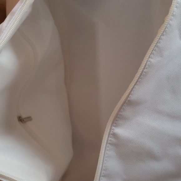 Lacoste Parfums duffel bag - Picture 5 of 5